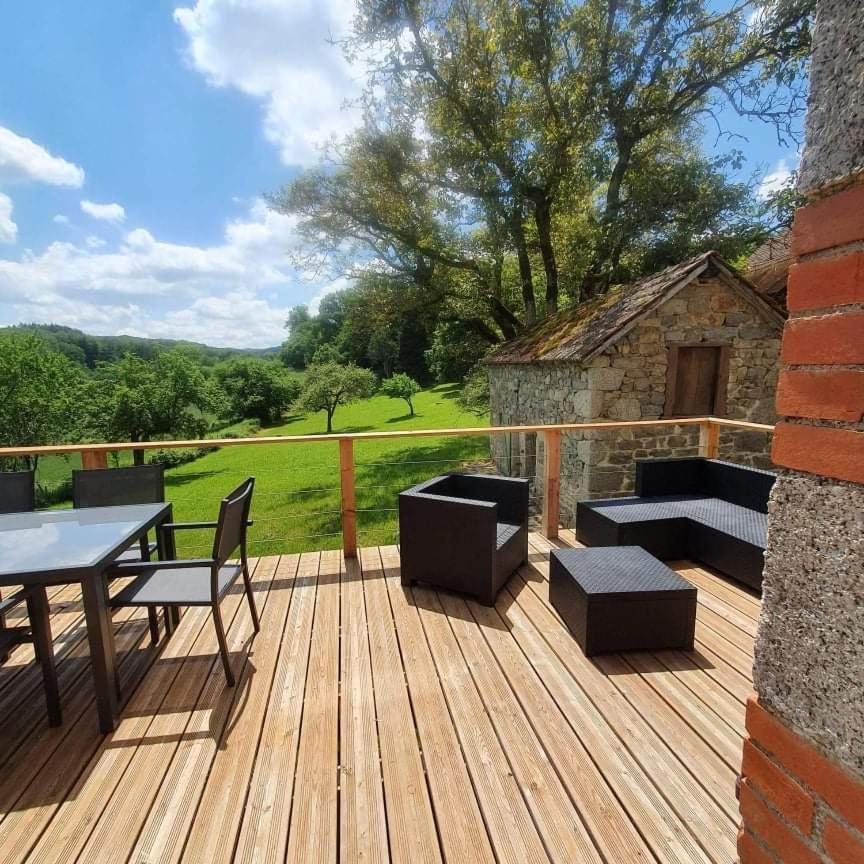 Gite Les Hauts De Villemaloux Dontreix 外观 照片